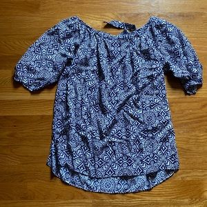 Womens M navy and white blouse